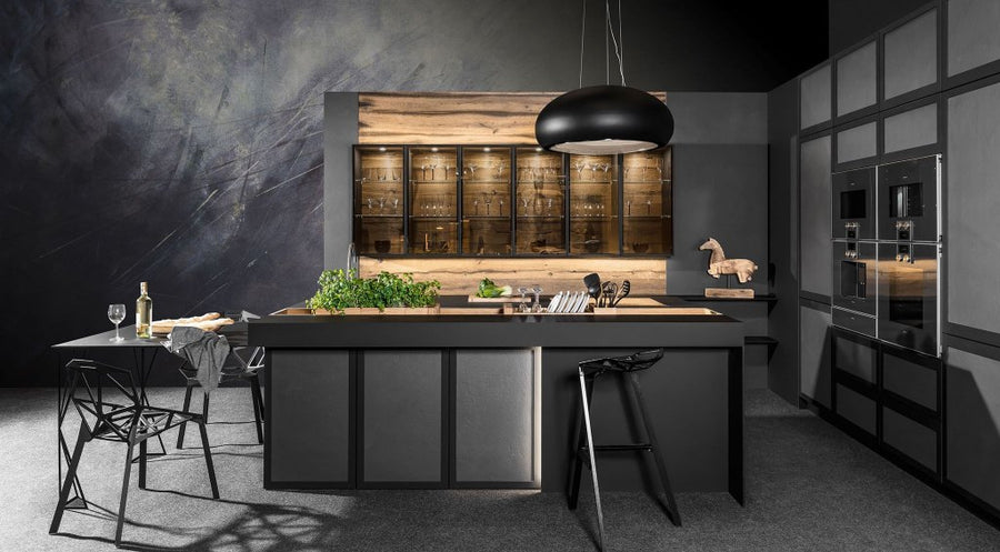 Ebony – Tapeta na wymiar